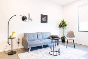 Zen 1BR Stay Located Minutes from Downtown